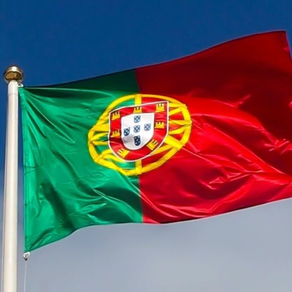 [GIRO INTERNACIONAL] Como Portugal saiu de pior país da pandemia no início do ano, e agora é referência entre os Estados europeus? Por – Louise Beja