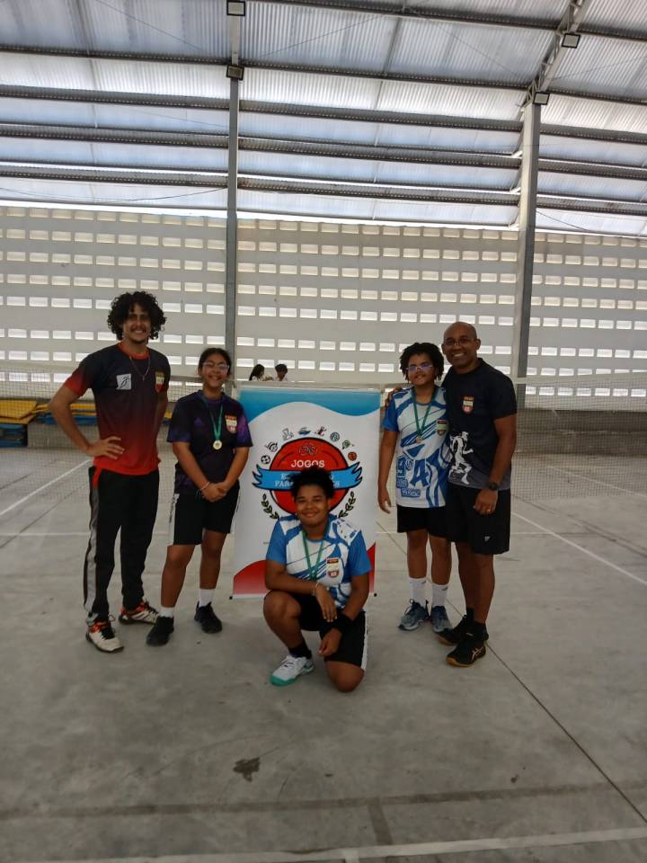 Atletas de Badminton do CPM se destacam em etapa regional dos Jogos Escolares e Paraescolares da PB